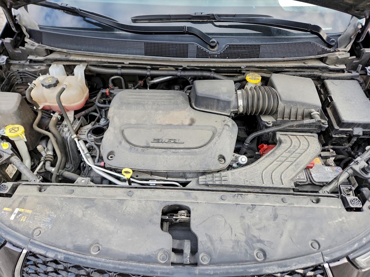 2023 CHRYSLER PACIFICA TOURING L photo 12