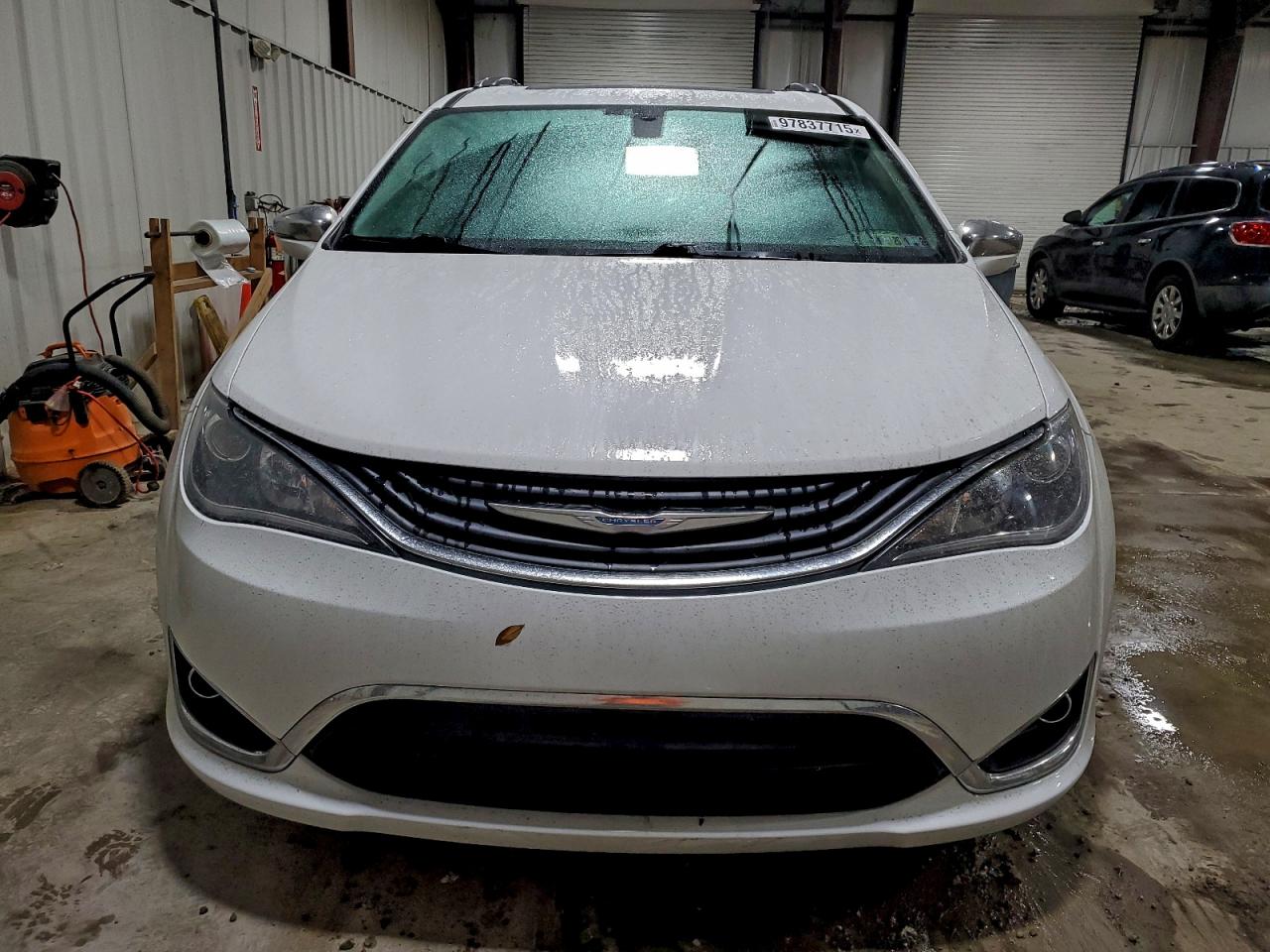 2019 CHRYSLER PACIFICA HYBRID LIMITED photo 5