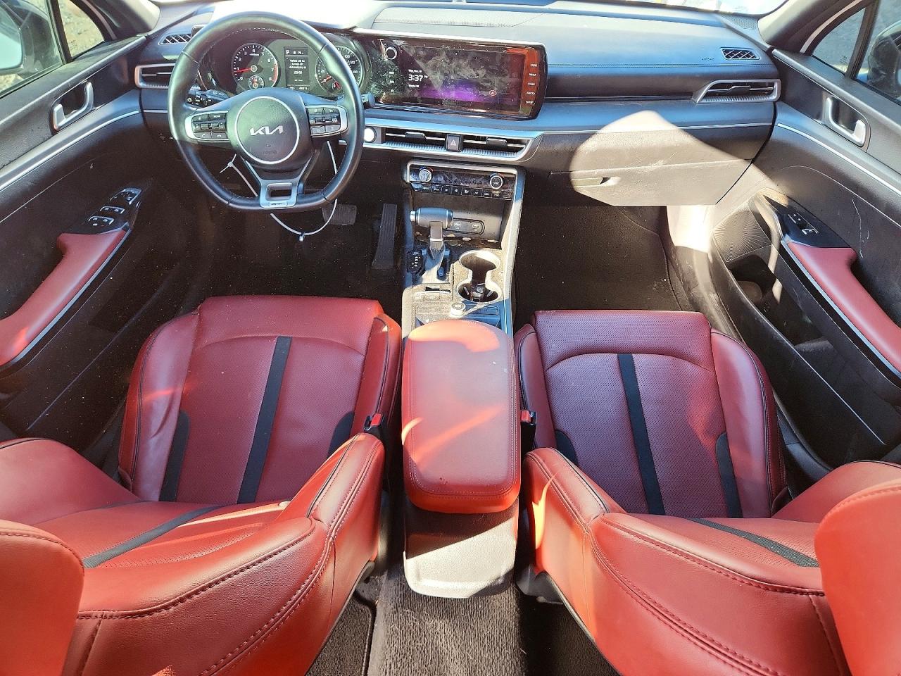 2023 KIA K5 GT LINE photo 8