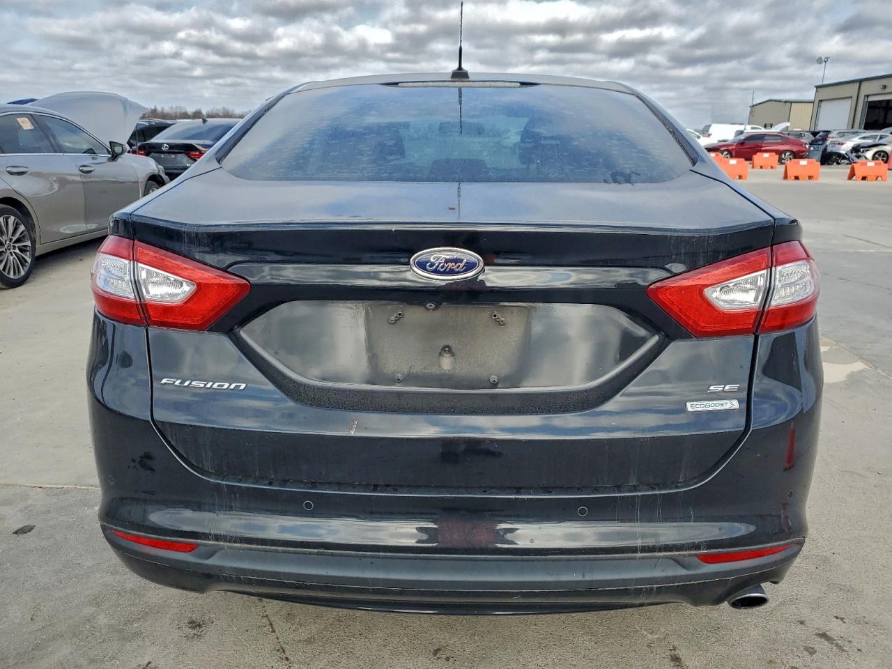 2016 FORD FUSION SE photo 6