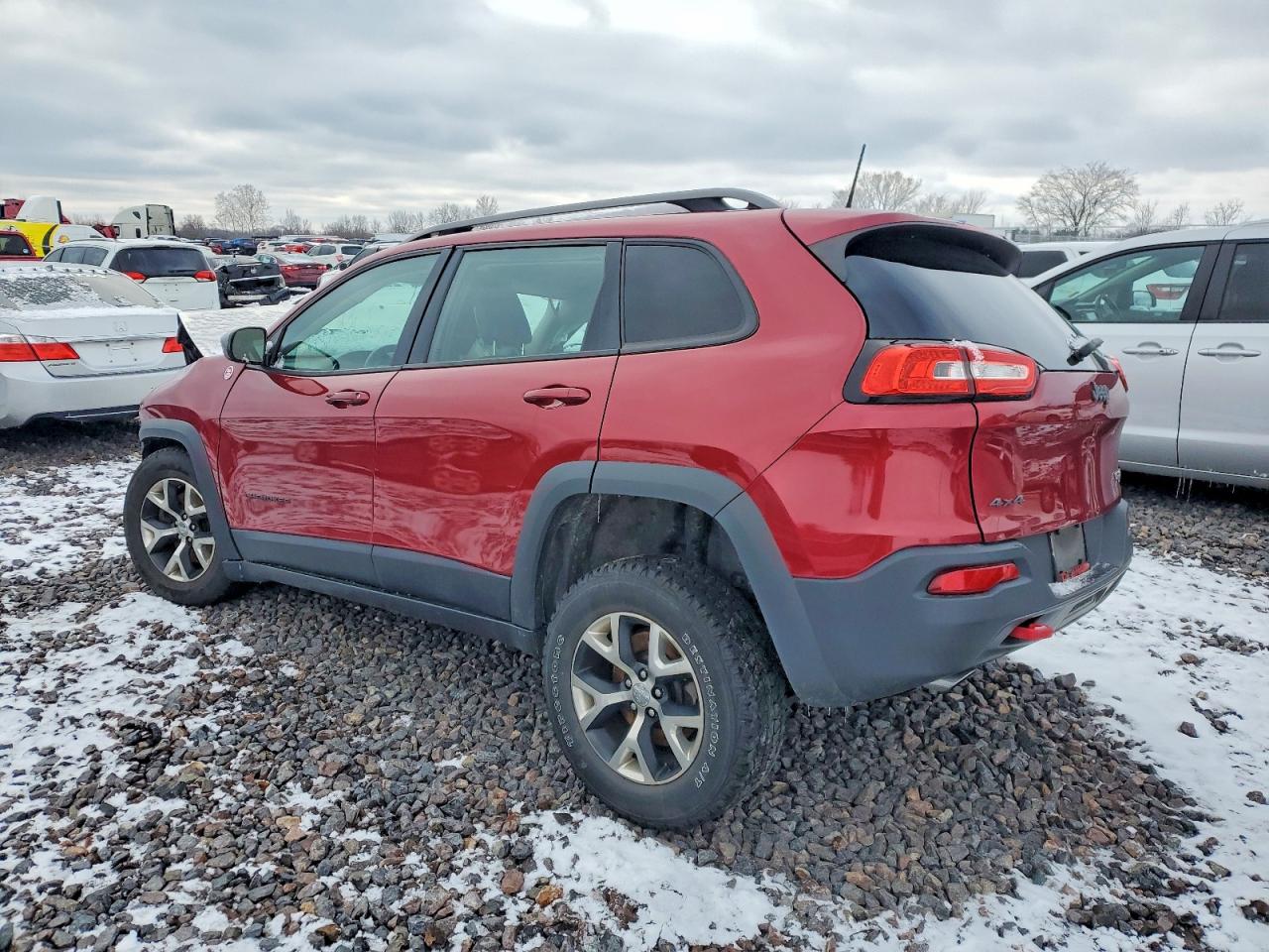 2017 JEEP CHEROKEE TRAILHAWK photo 2