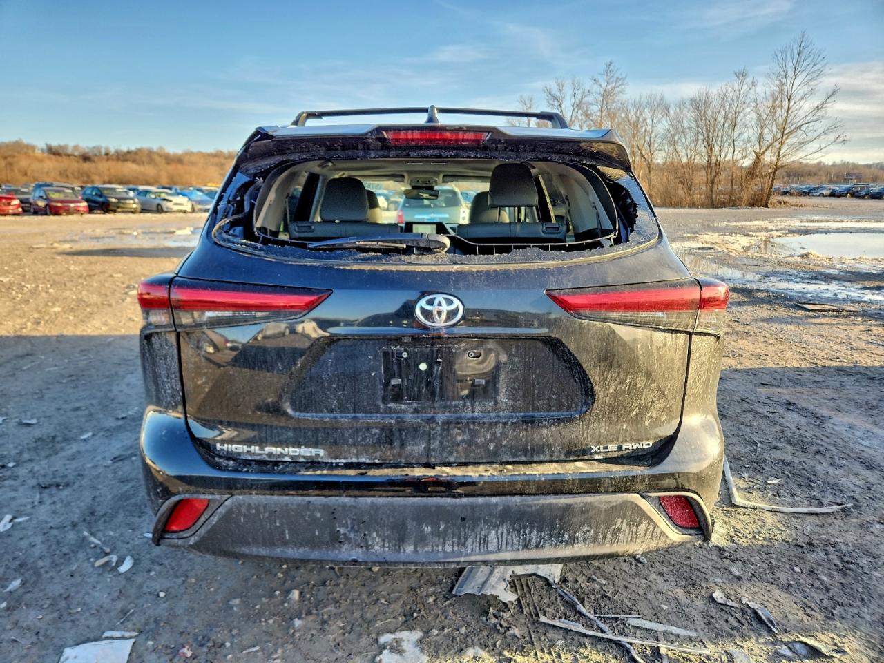 2023 TOYOTA HIGHLANDER L photo 6