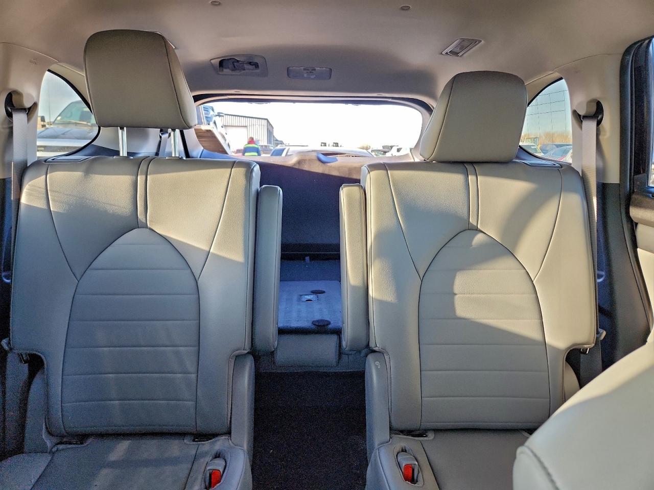 2023 TOYOTA HIGHLANDER L photo 10