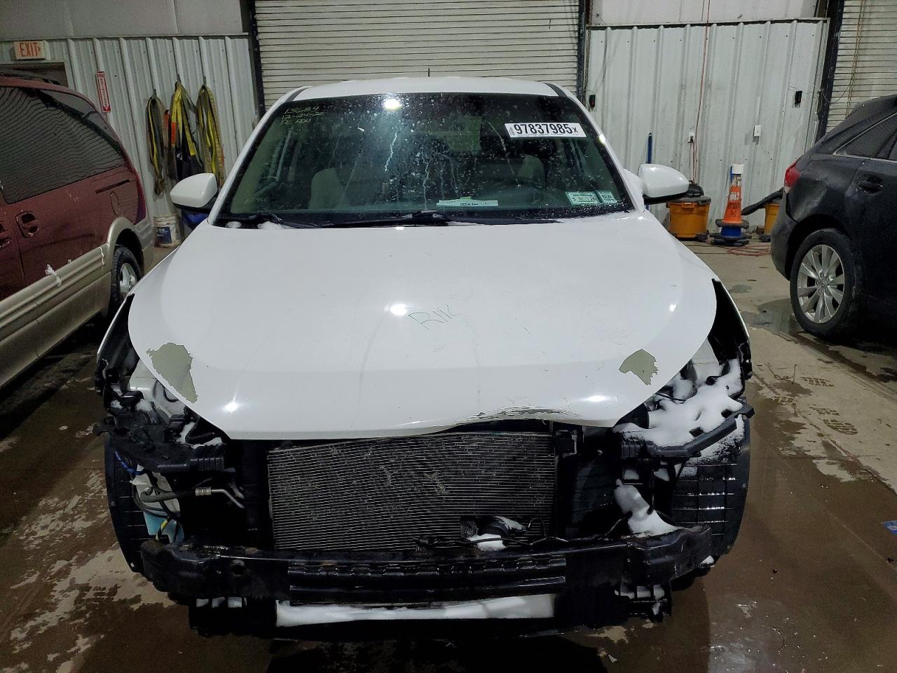 2018 HYUNDAI TUCSON SE photo 5