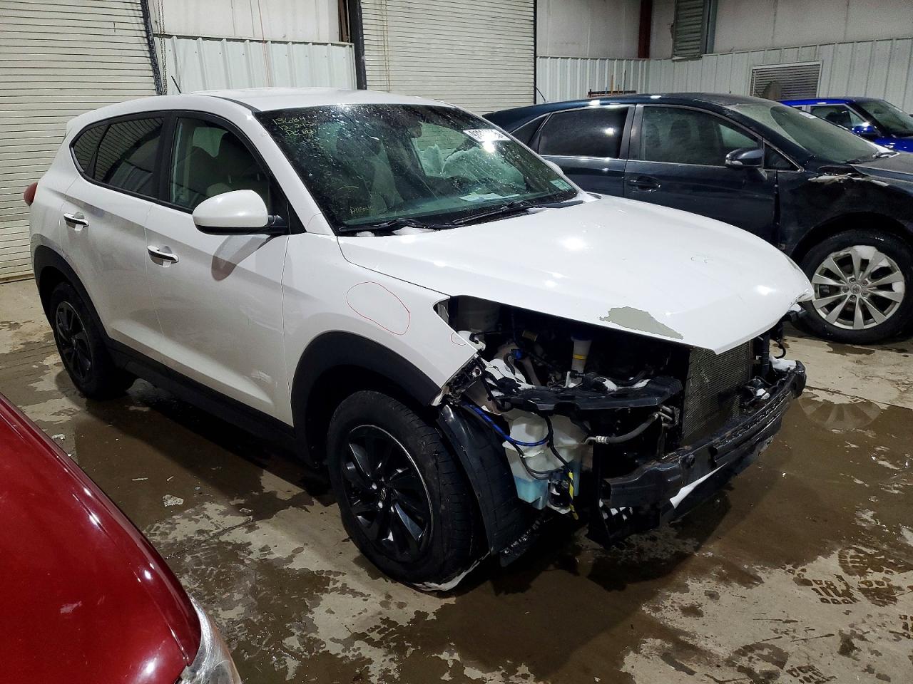 2018 HYUNDAI TUCSON SE photo 4