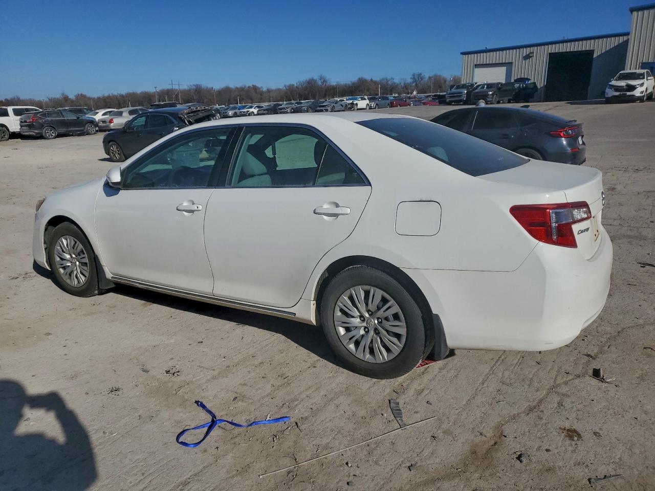 2014 TOYOTA CAMRY L photo 2