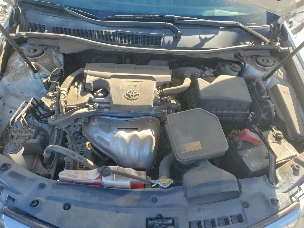 2014 TOYOTA CAMRY L photo 11
