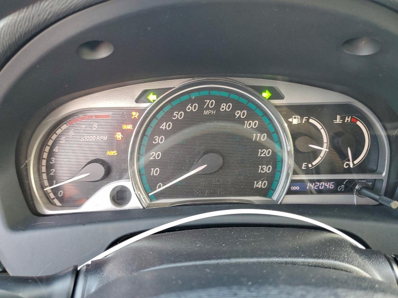 2010 TOYOTA VENZA photo 9
