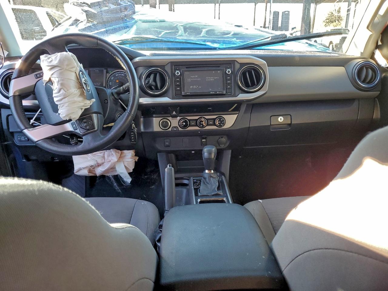 2017 TOYOTA TACOMA DOUBLE CAB photo 8