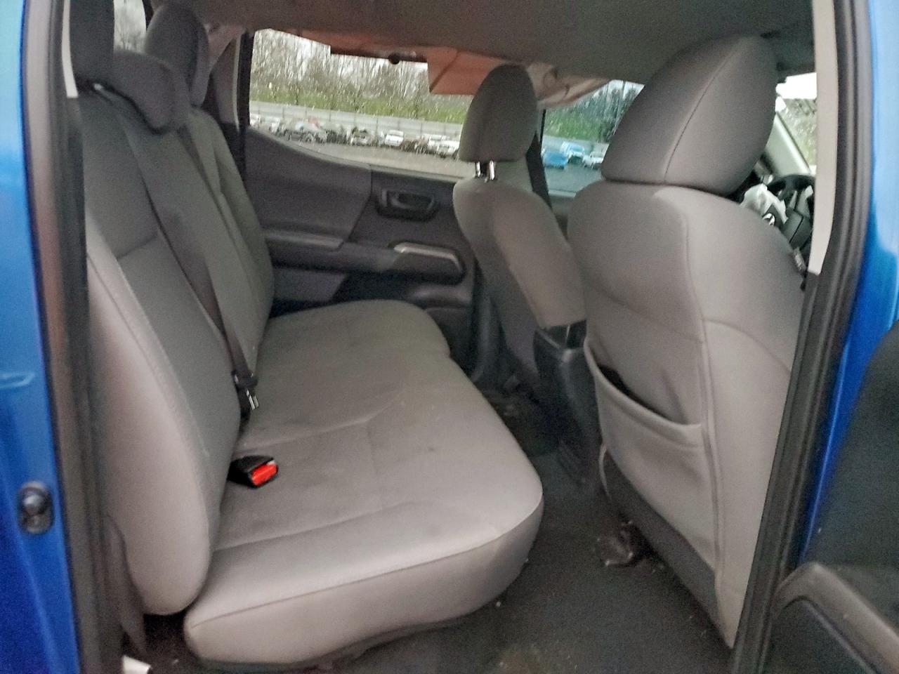 2017 TOYOTA TACOMA DOUBLE CAB photo 11
