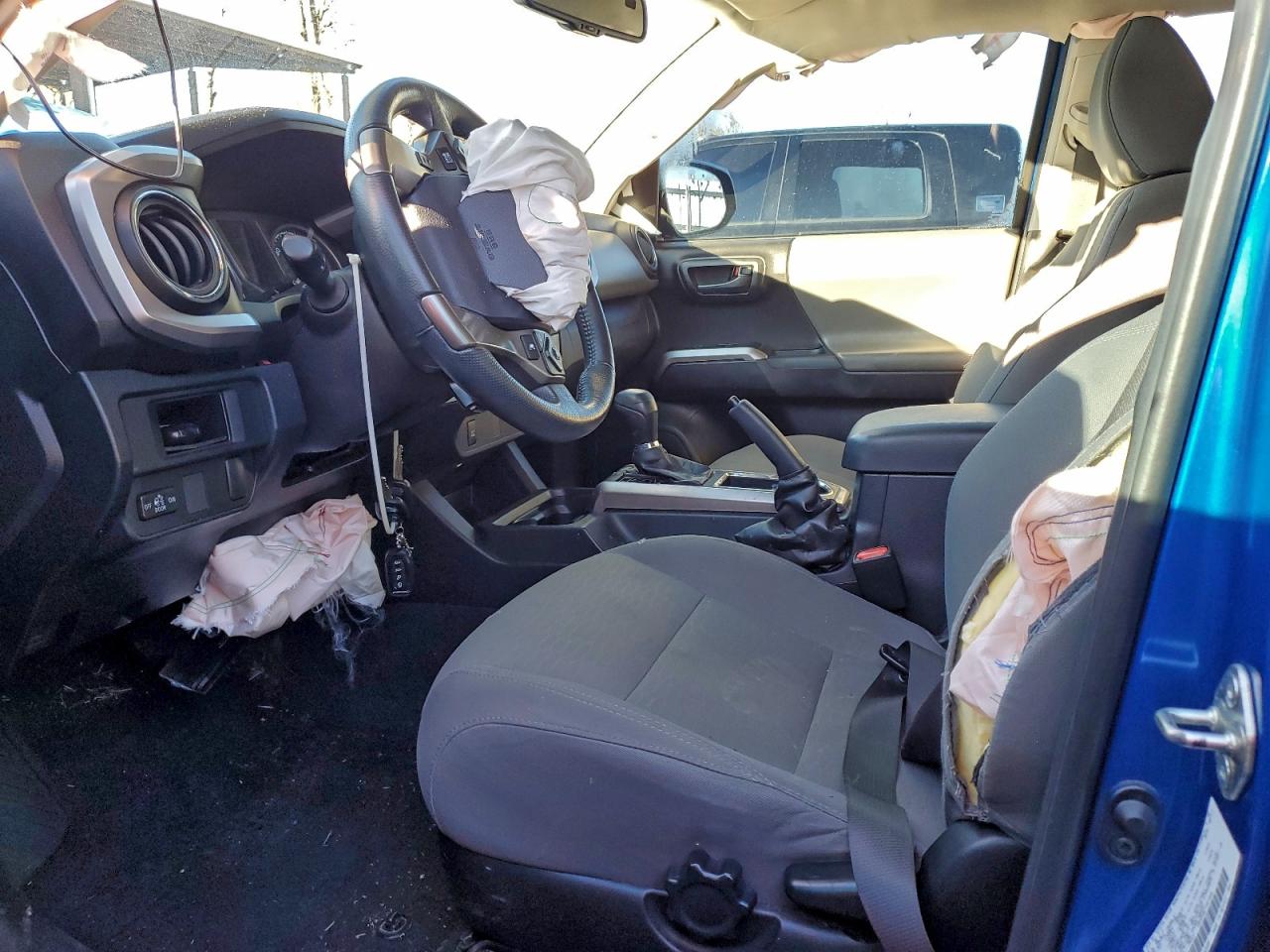 2017 TOYOTA TACOMA DOUBLE CAB photo 7