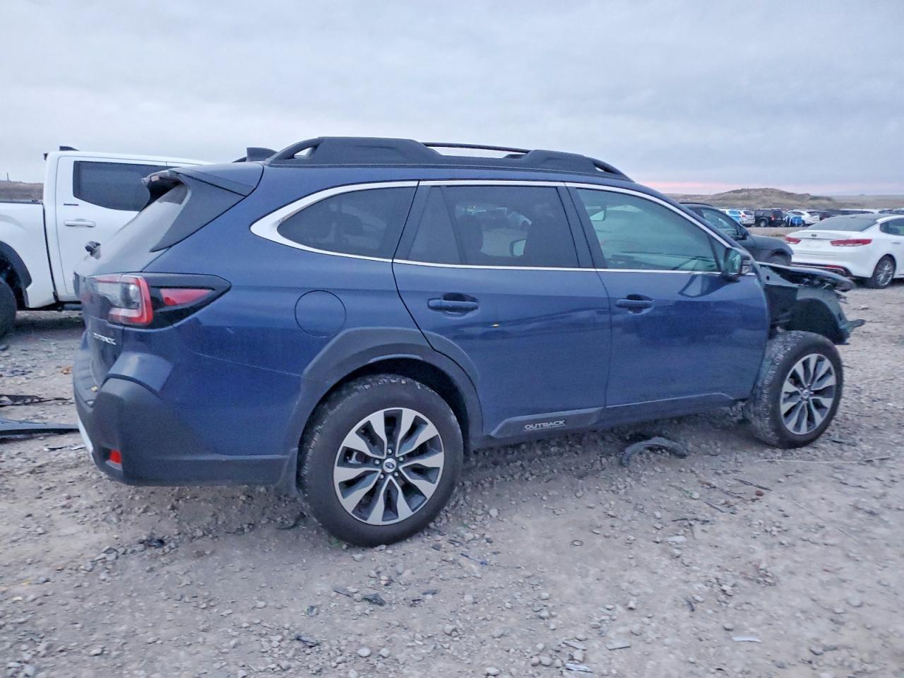 2025 SUBARU OUTBACK LIMITED photo 5