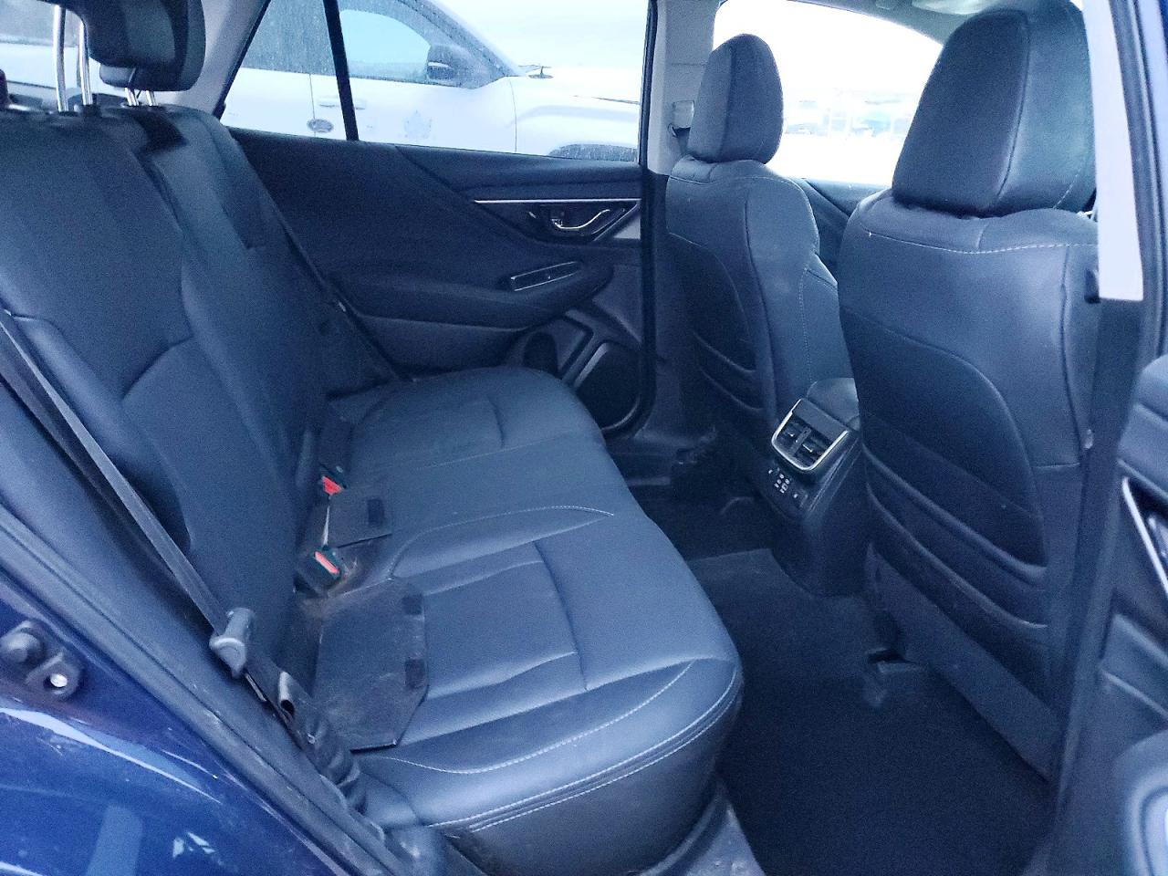 2025 SUBARU OUTBACK LIMITED photo 19