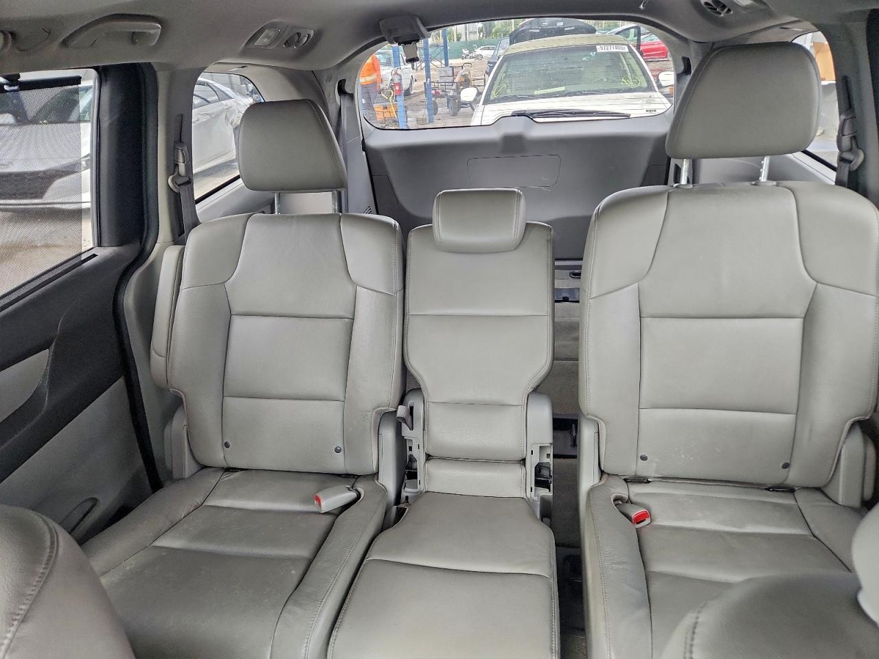 2016 HONDA ODYSSEY EXL photo 10