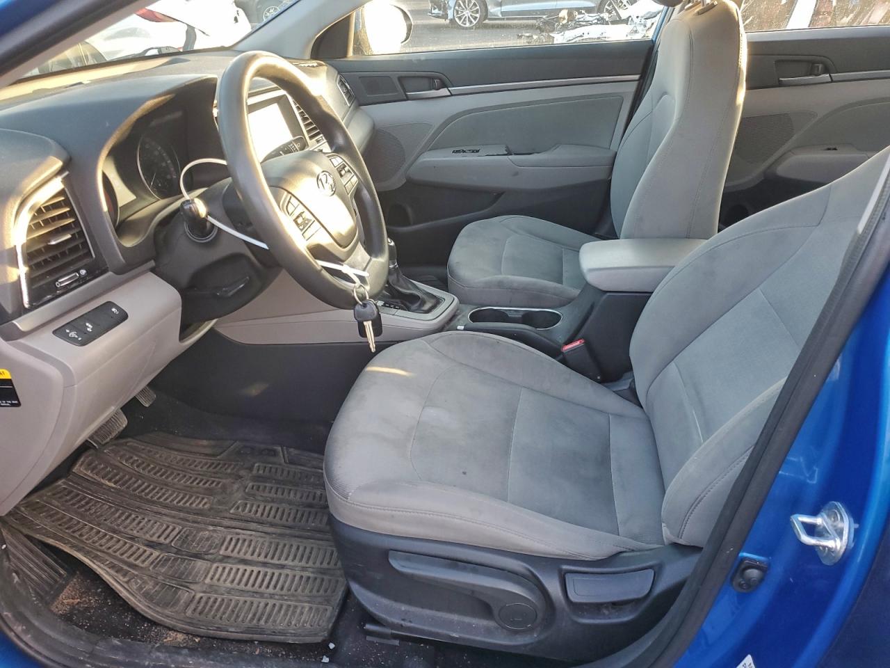 2018 HYUNDAI ELANTRA SEL photo 7