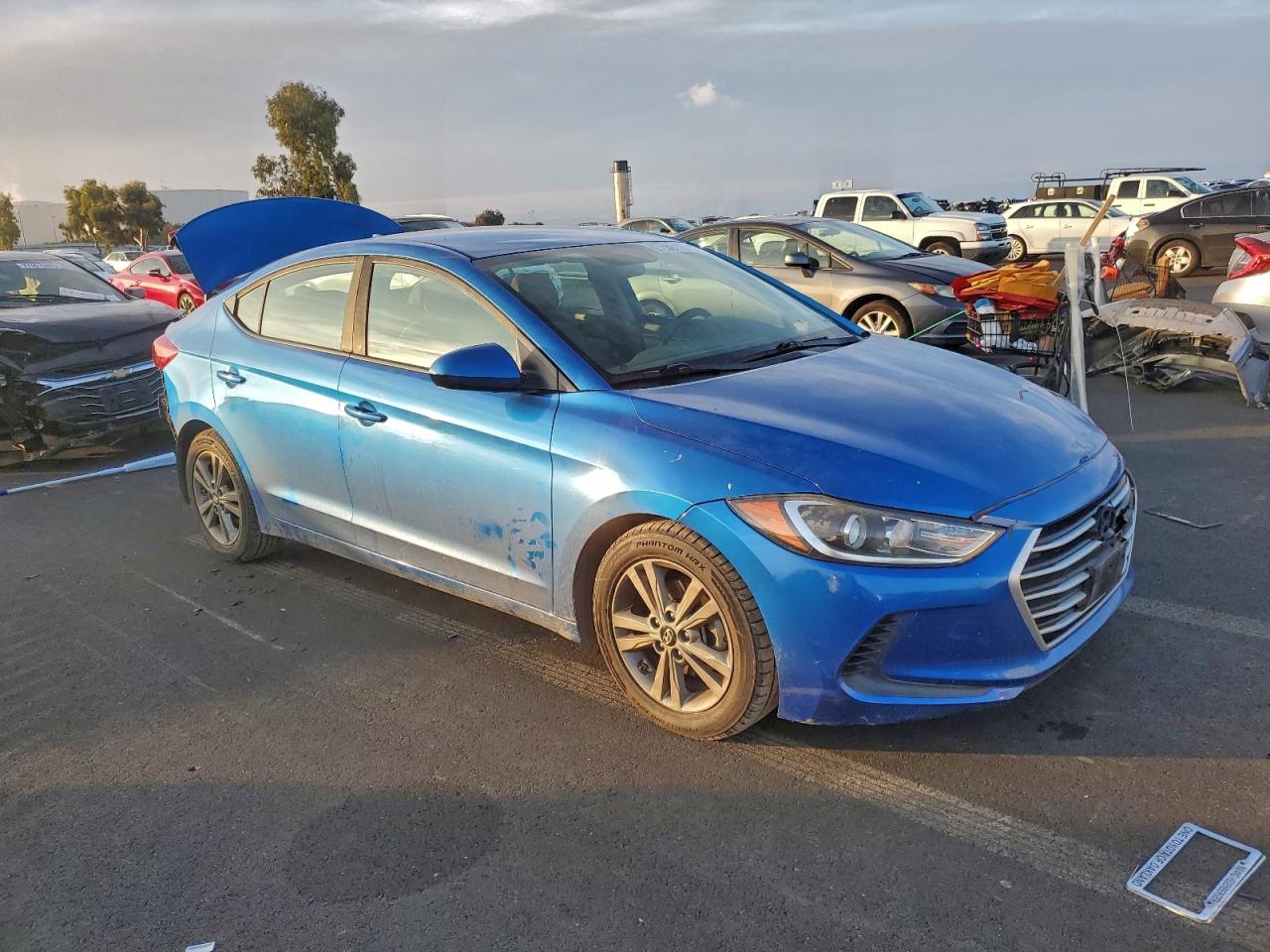 2018 HYUNDAI ELANTRA SEL photo 4
