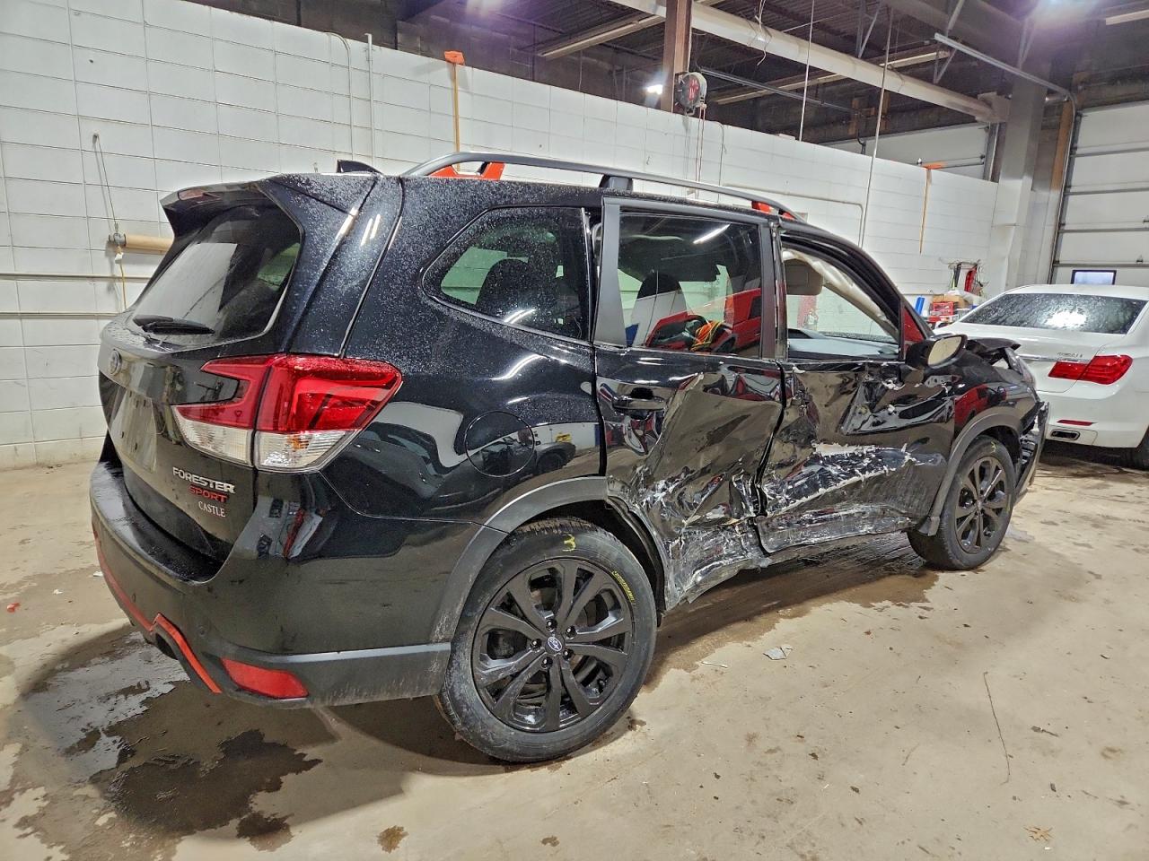 2024 SUBARU FORESTER SPORT photo 3