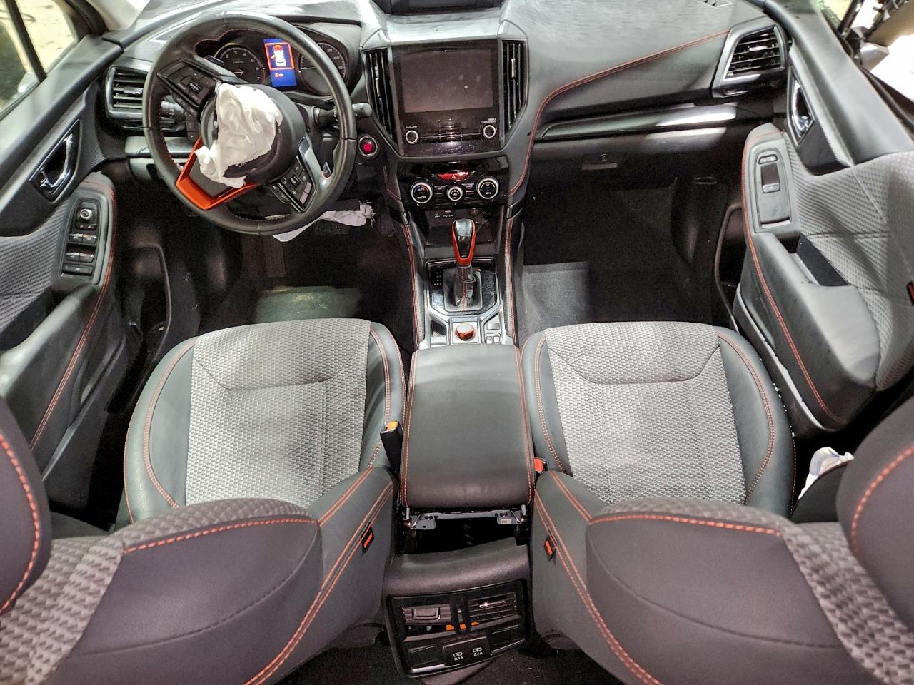 2024 SUBARU FORESTER SPORT photo 8