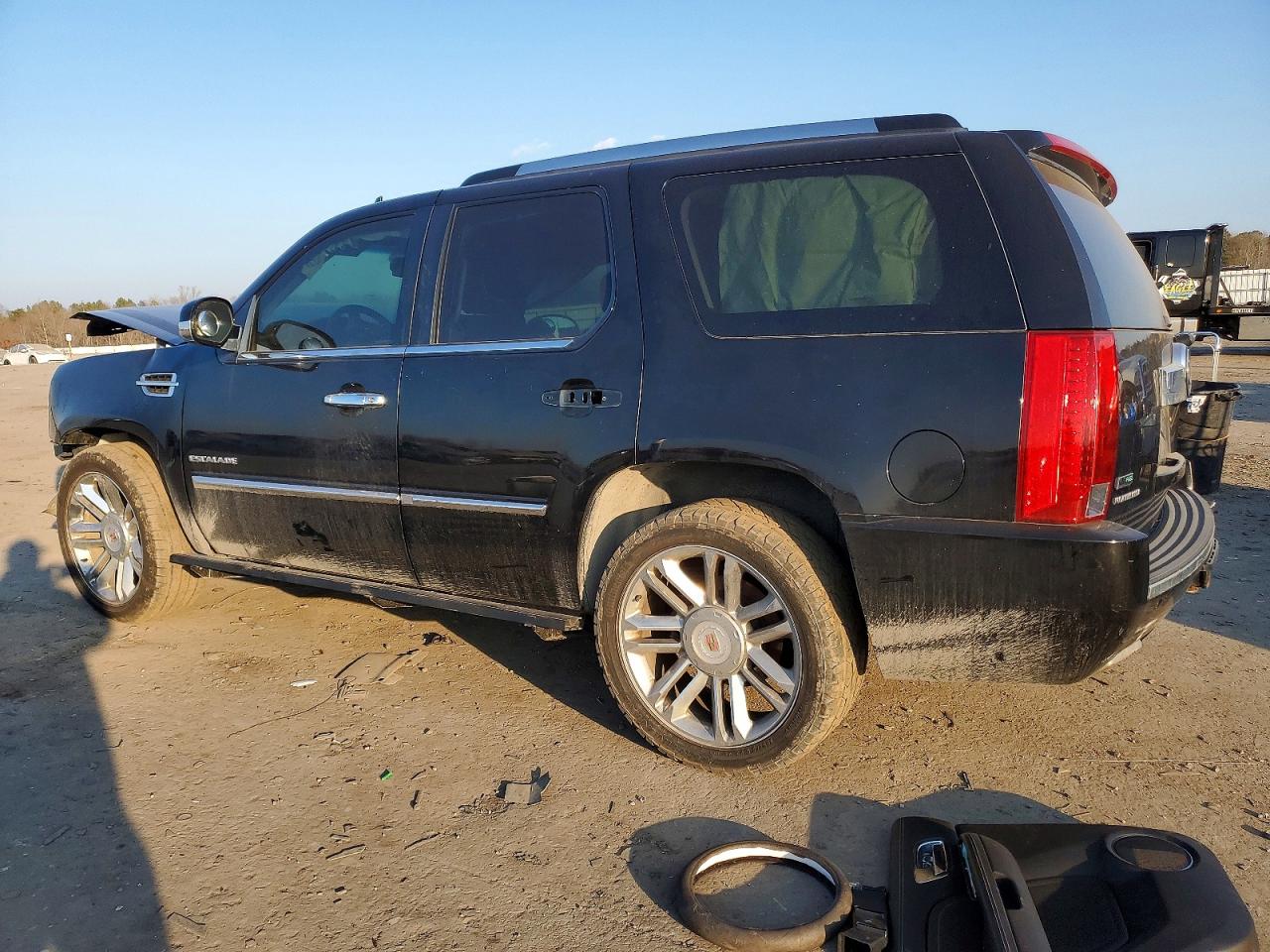 2012 CADILLAC ESCALADE PLATINUM photo 3