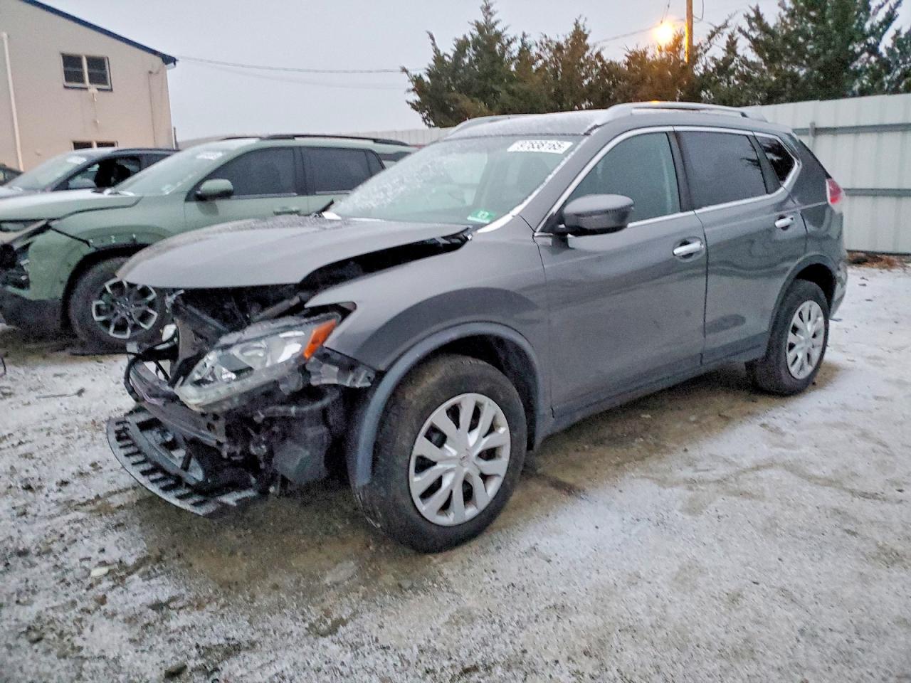 2016 NISSAN ROGUE