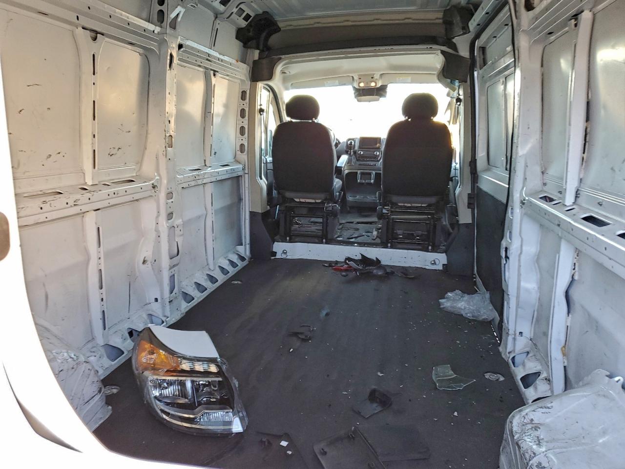 2022 RAM PROMASTER 2500 DELIVERY VAN photo 19