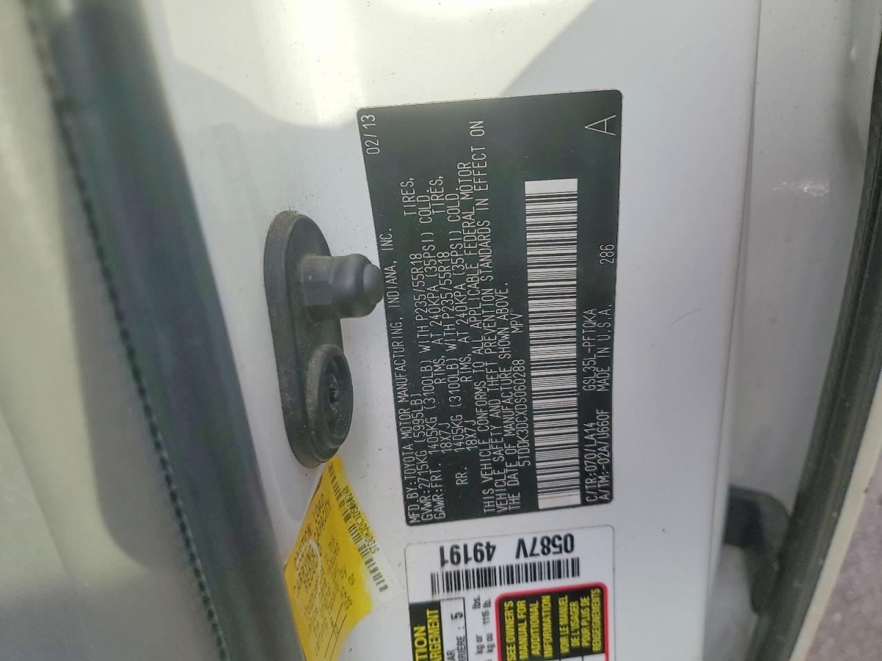 2013 TOYOTA SIENNA XLE photo 13