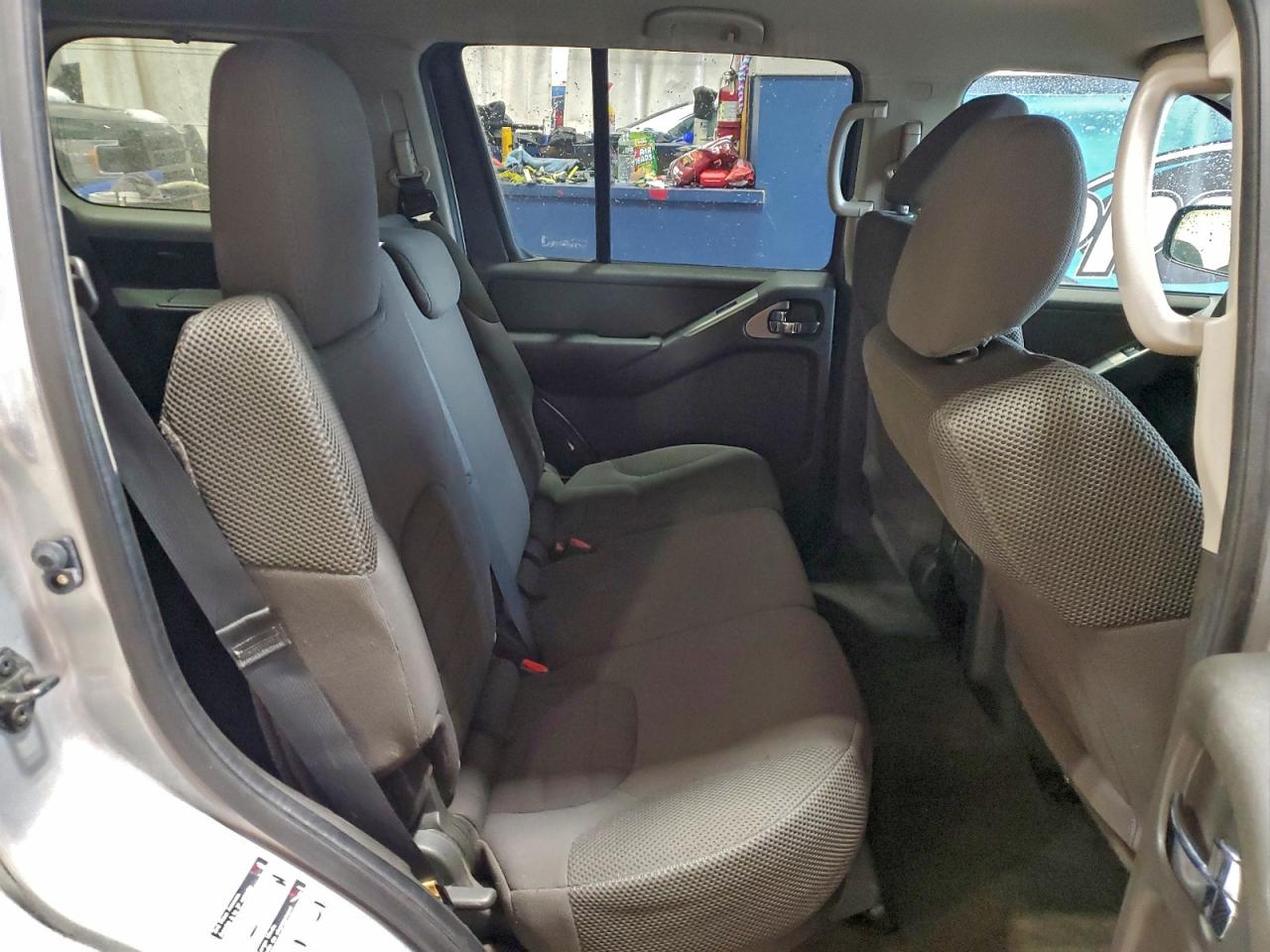 2012 NISSAN PATHFINDER S photo 11
