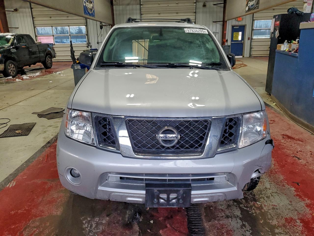 2012 NISSAN PATHFINDER S photo 5