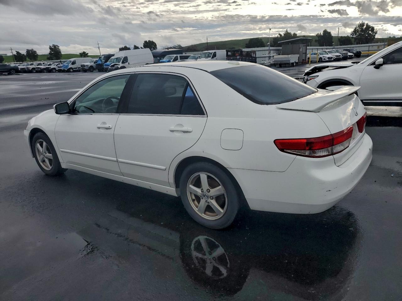 2004 HONDA ACCORD EX photo 2