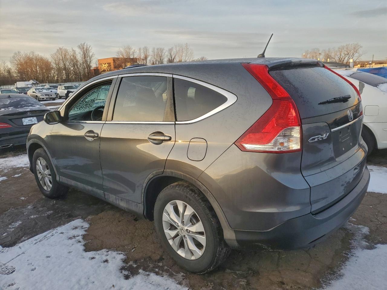 2014 HONDA CR-V EX photo 2