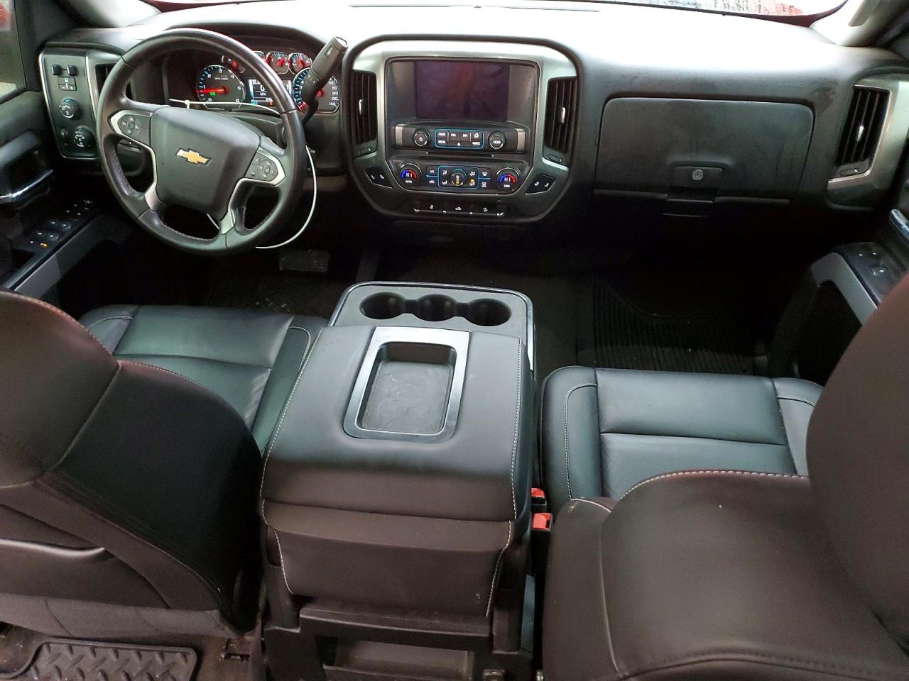 2018 CHEVROLET SILVERADO K1500 LT photo 8