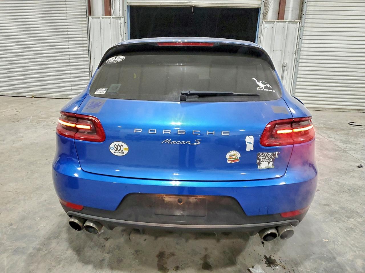 2015 PORSCHE MACAN S photo 6