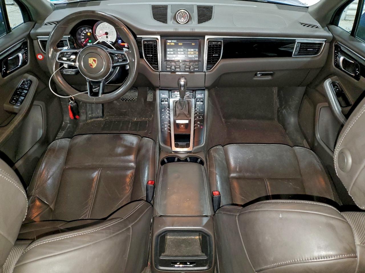 2015 PORSCHE MACAN S photo 8