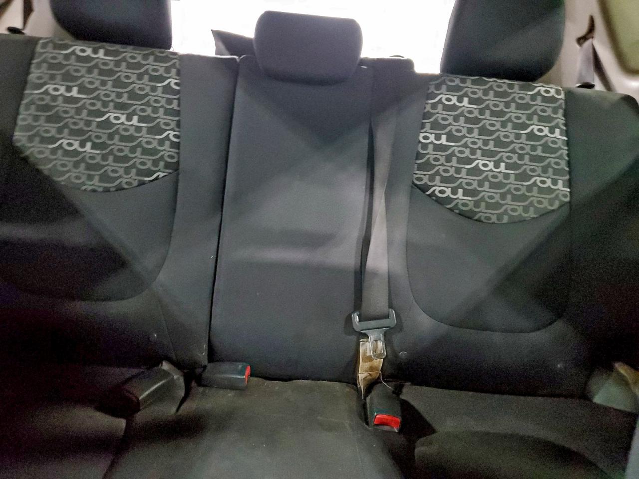 2011 KIA SOUL + photo 28