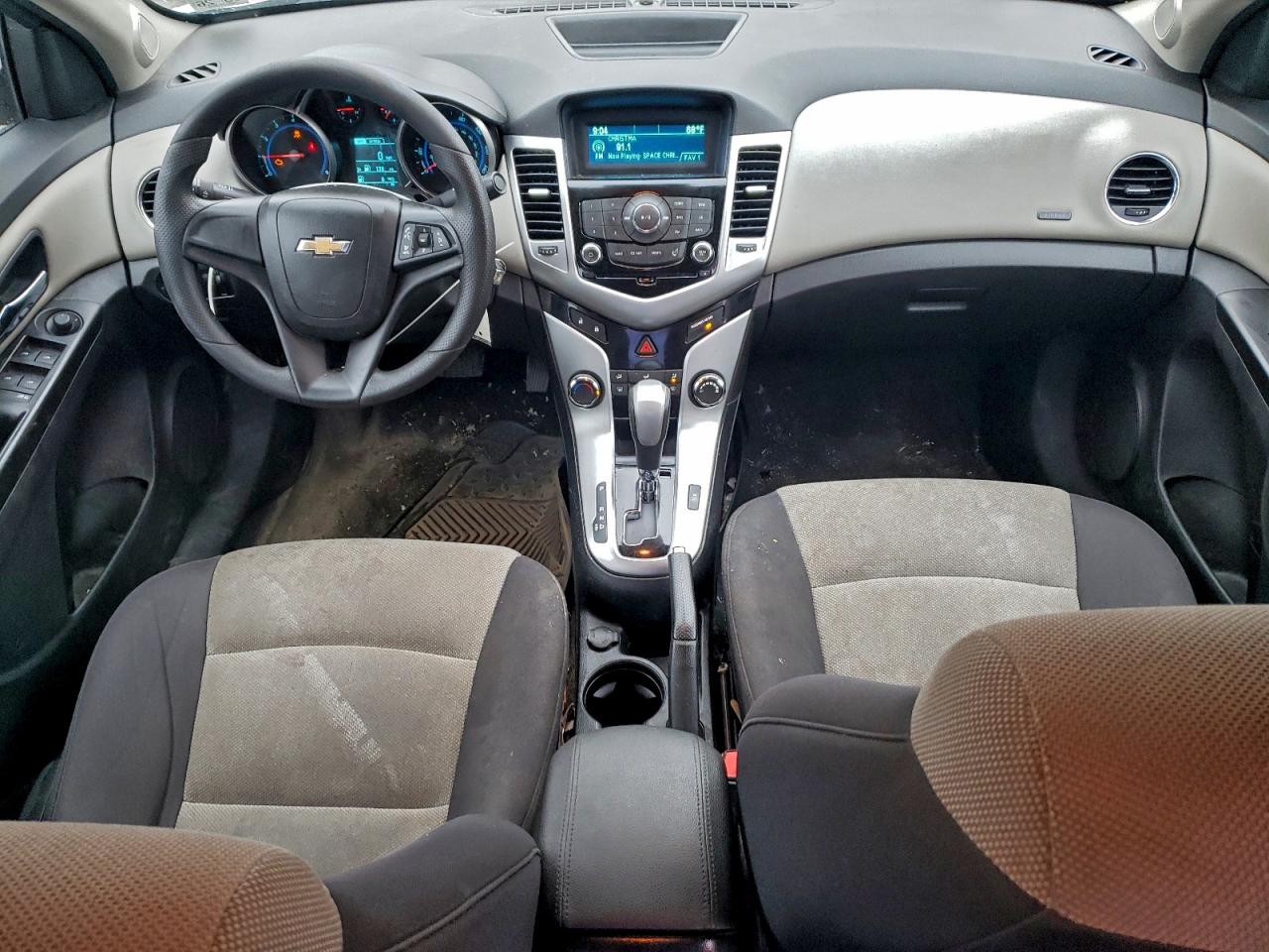 2014 CHEVROLET CRUZE LS photo 8