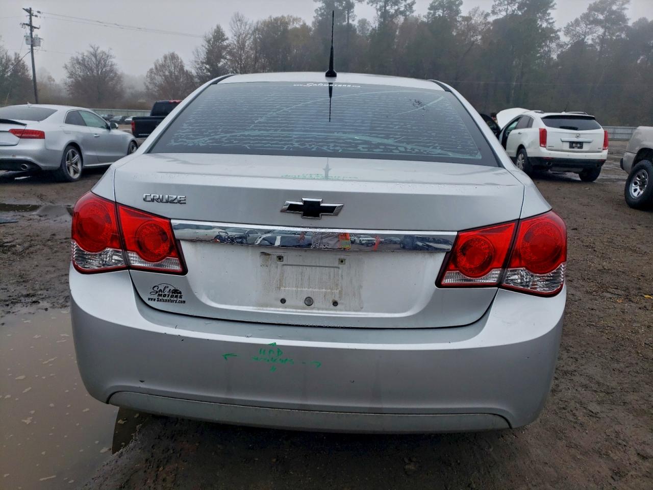 2014 CHEVROLET CRUZE LS photo 6