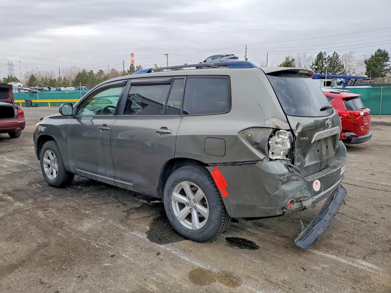 2009 TOYOTA HIGHLANDER photo 2