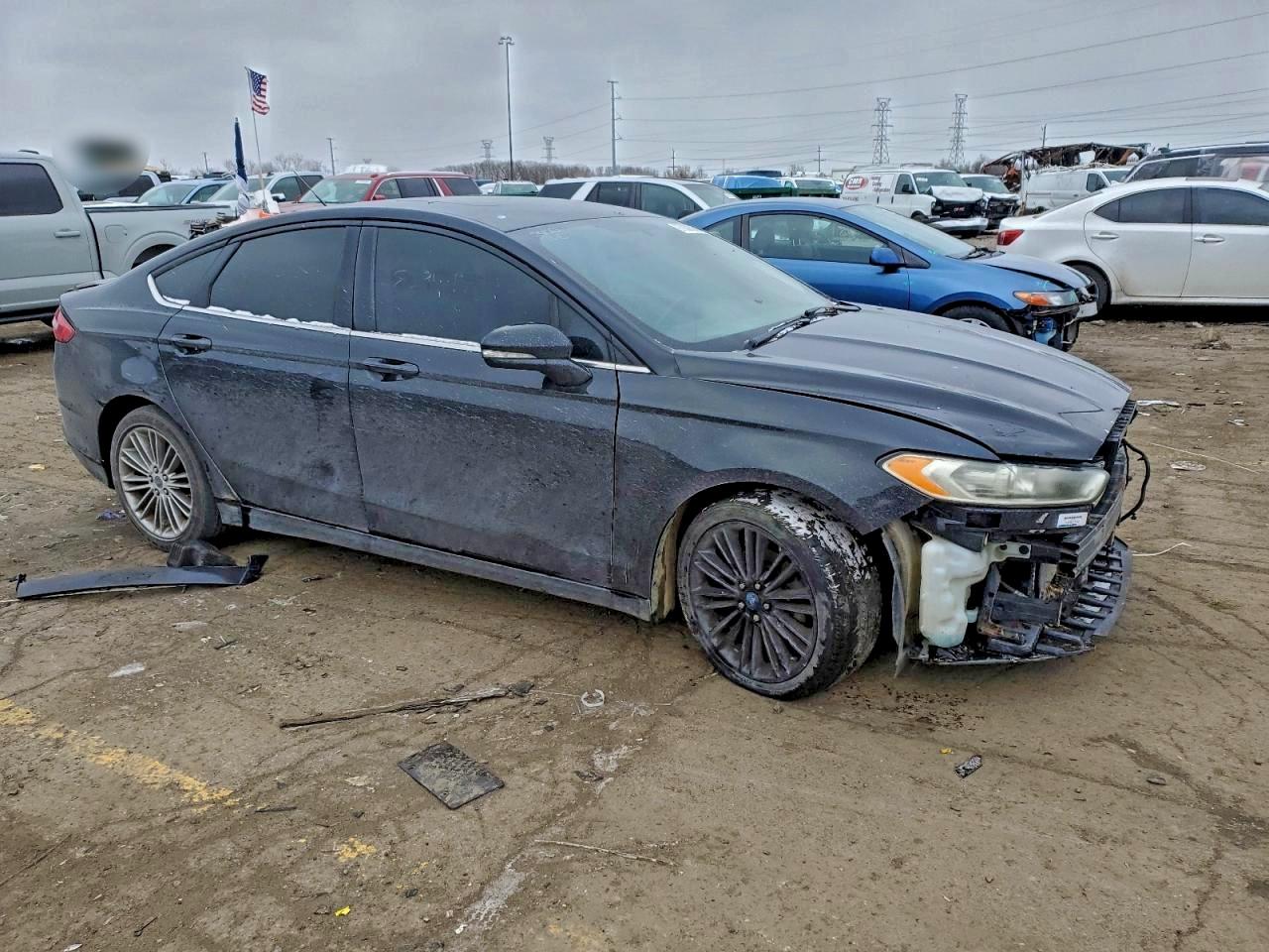 2014 FORD FUSION SE photo 4