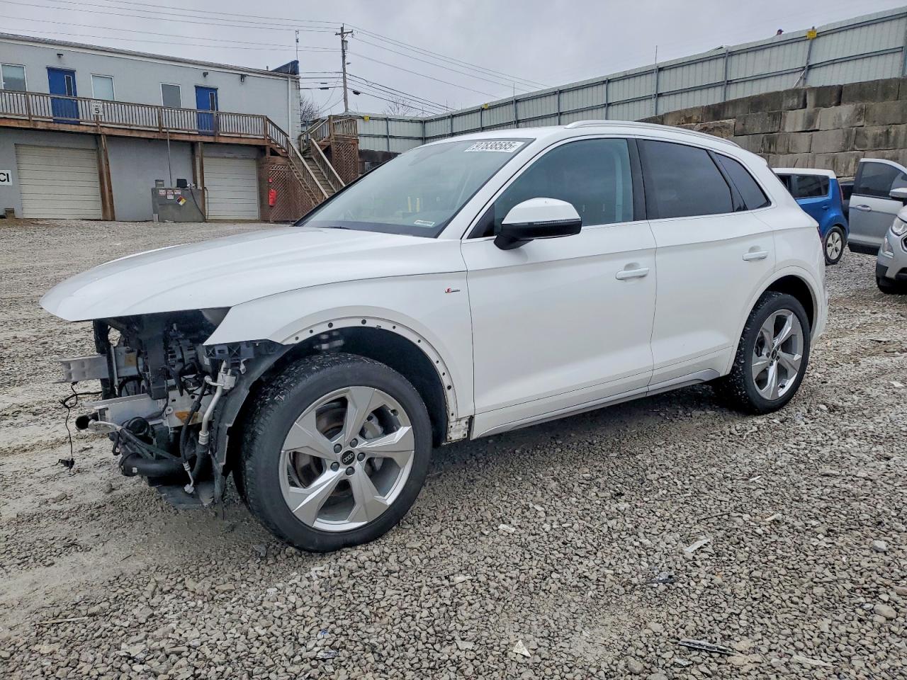 2022 AUDI Q5
