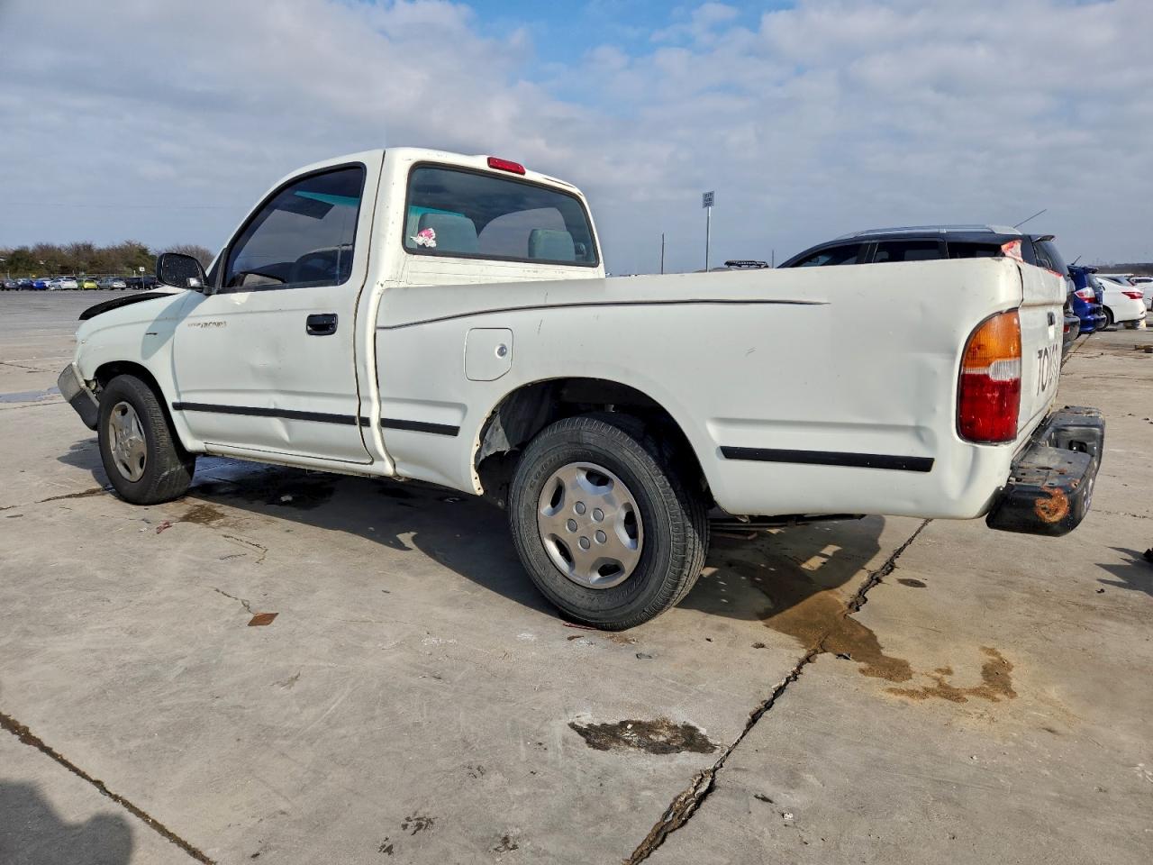 1997 TOYOTA TACOMA BASE photo 2