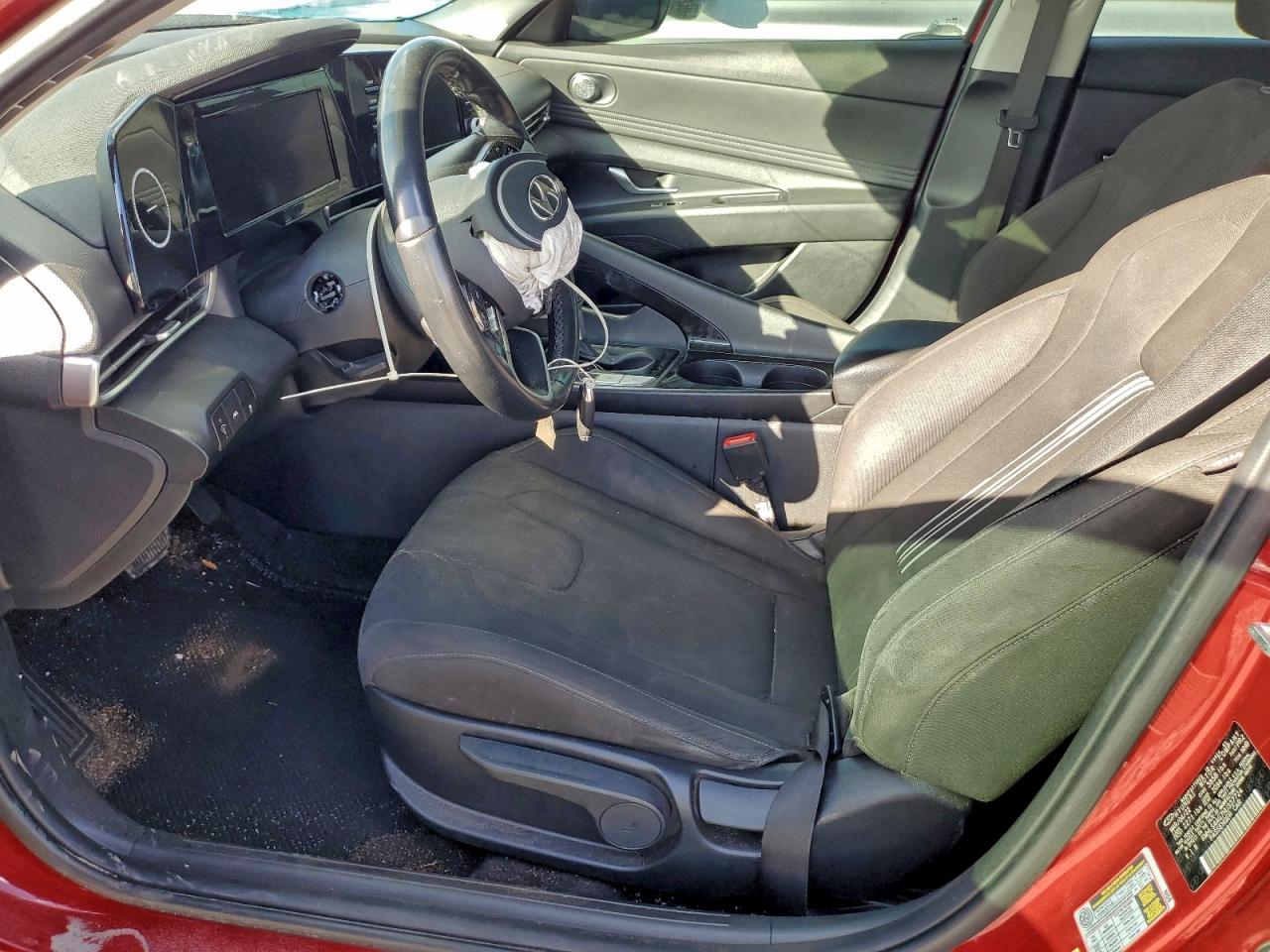2022 HYUNDAI ELANTRA SEL photo 7