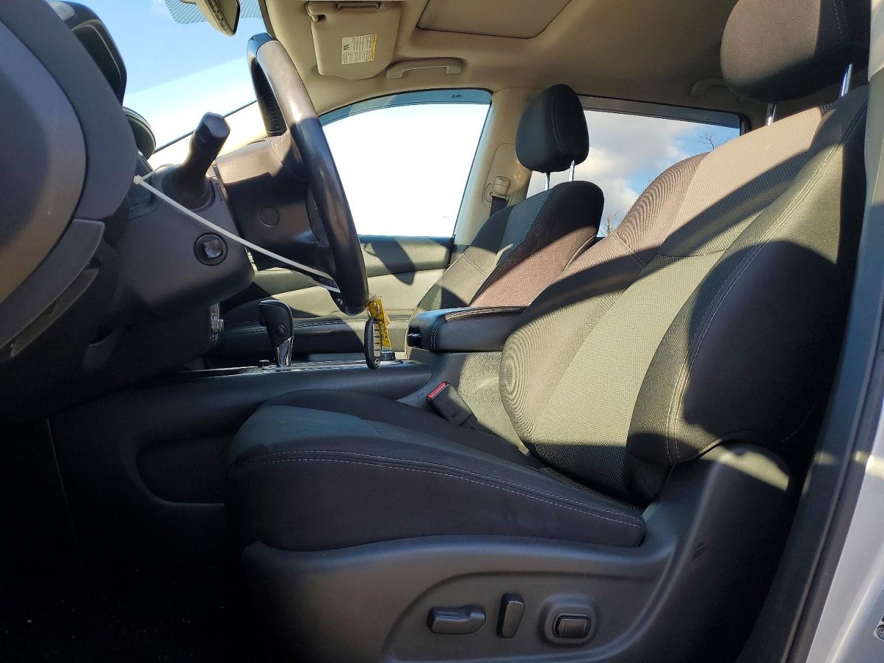2017 NISSAN PATHFINDER S photo 7