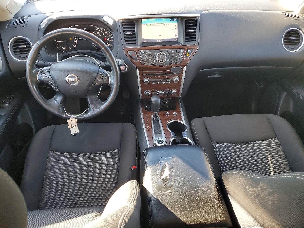 2017 NISSAN PATHFINDER S photo 8
