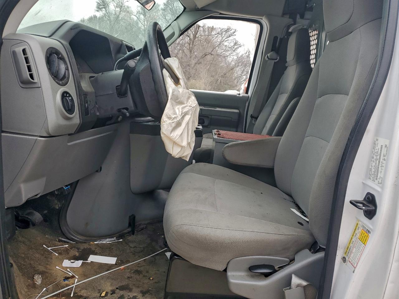 2014 FORD E250 DELIVERY VAN photo 13