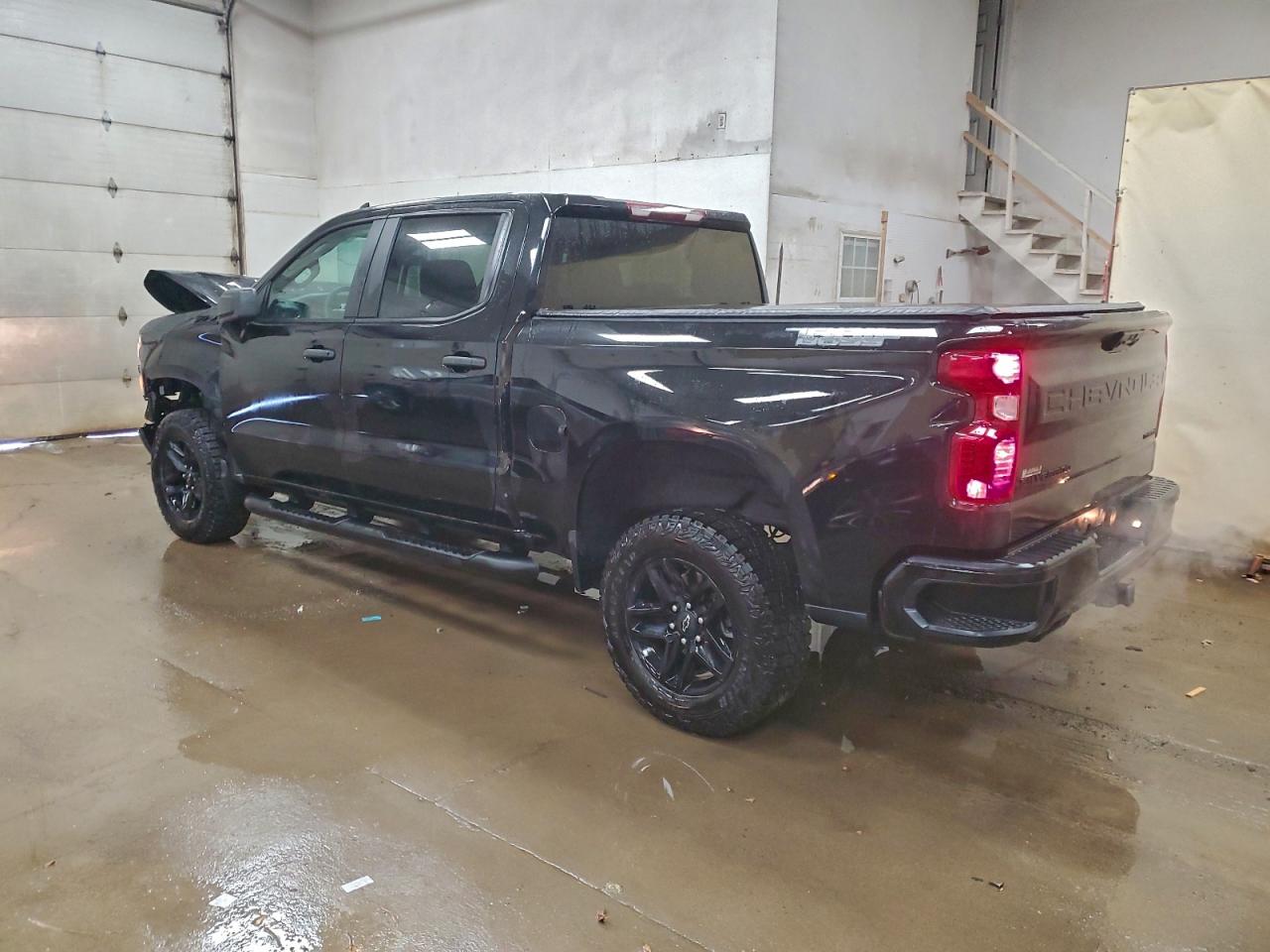 2024 CHEVROLET SILVERADO K1500 TRAIL BOSS CUSTOM photo 3