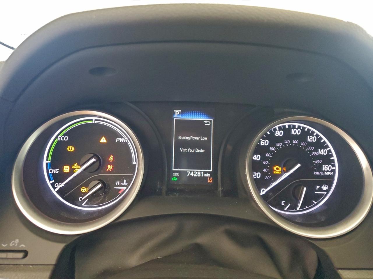 2022 TOYOTA CAMRY LE photo 25