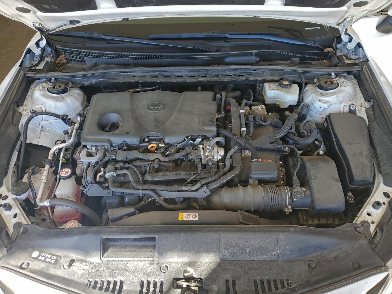 2022 TOYOTA CAMRY LE photo 31