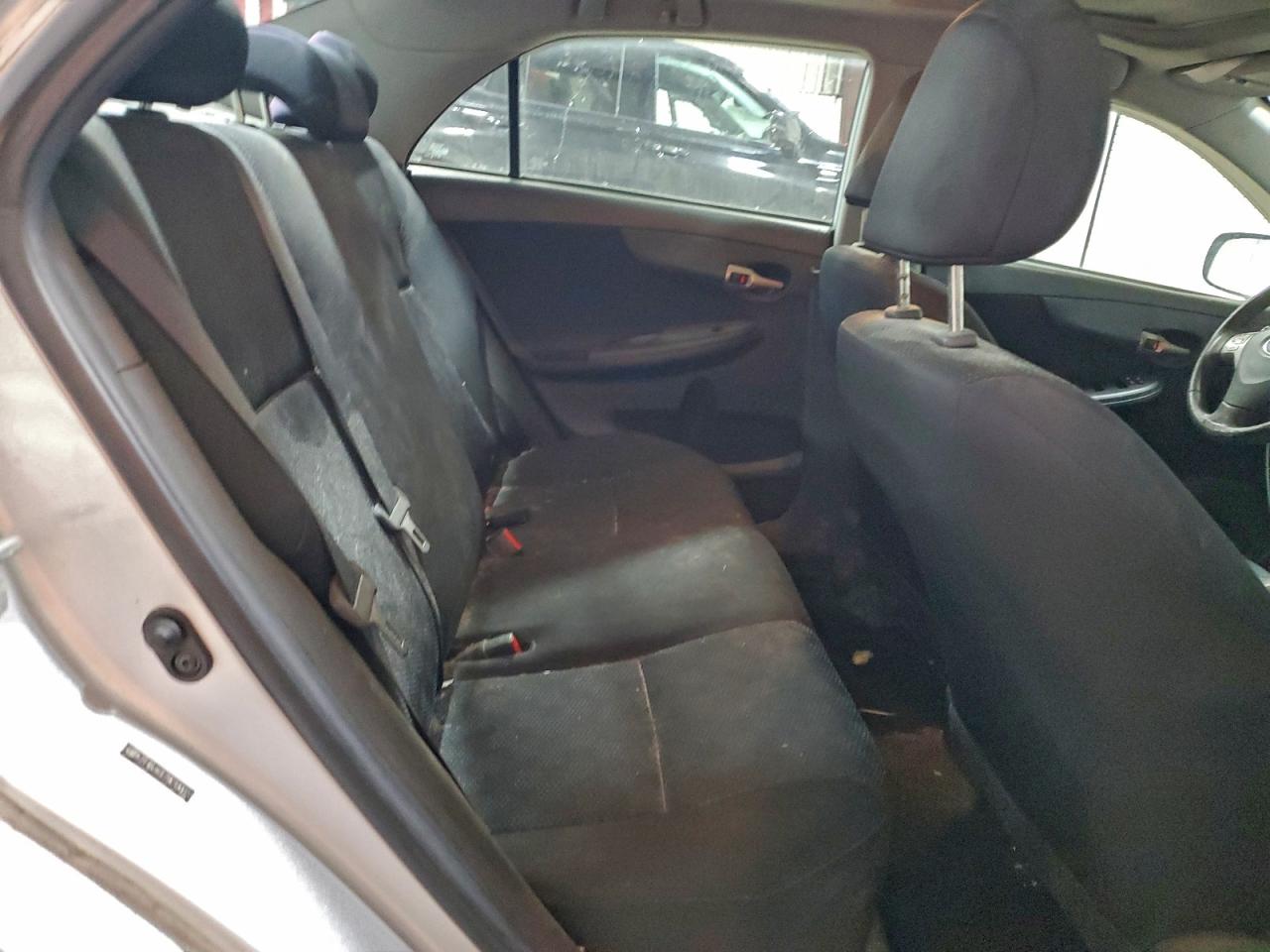2009 TOYOTA COROLLA S photo 10