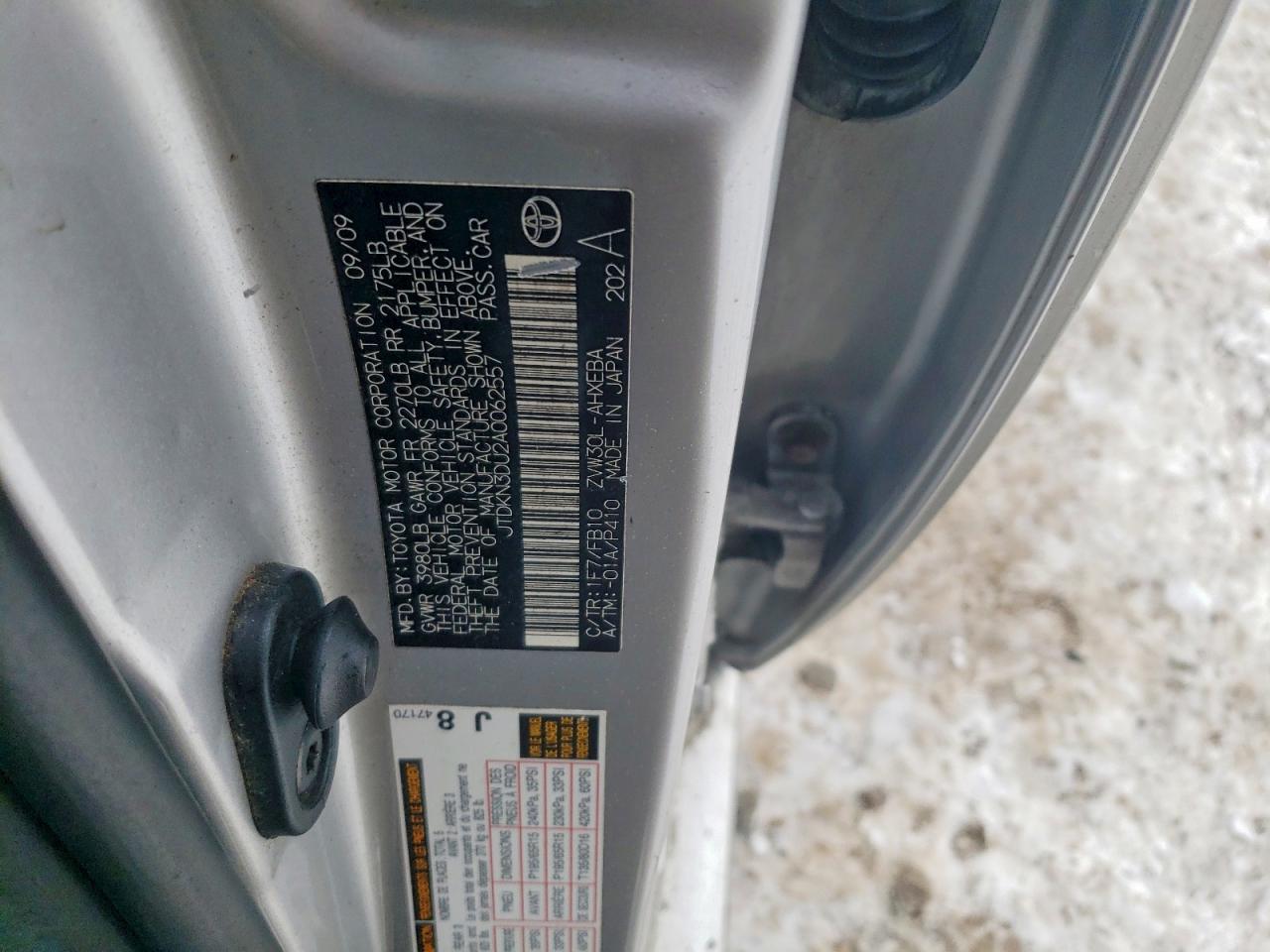 2010 TOYOTA PRIUS photo 23