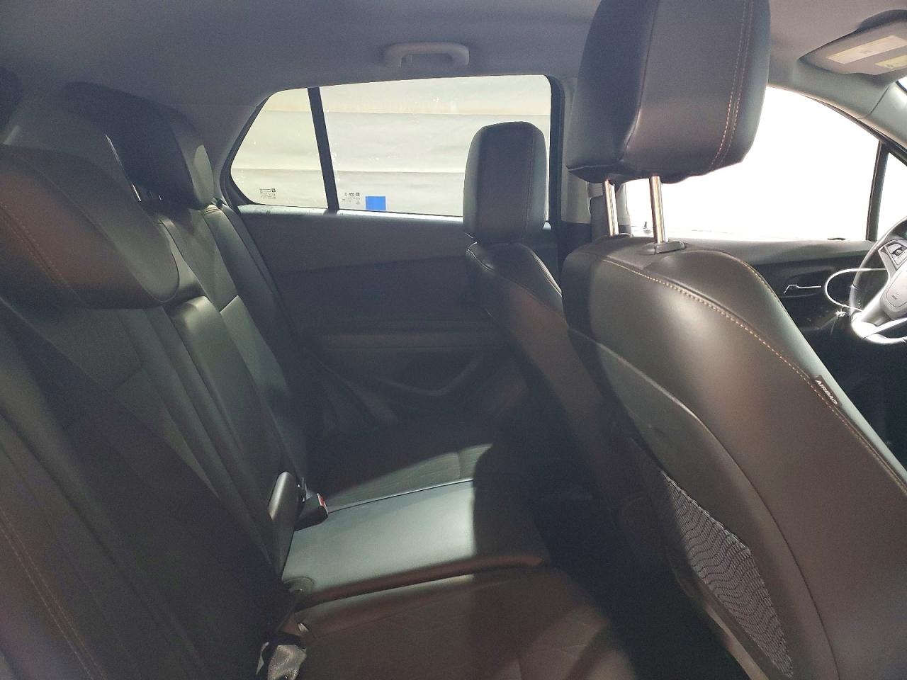 2018 CHEVROLET TRAX 1LT photo 11